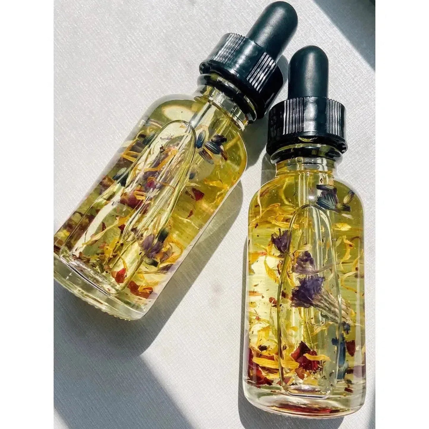 Goddess Ritual Oil | Vegan, Organic, Natural | For the Goddess in You - Amplify & balance female energy. Reconnect with your inner goddess & embrace your divine feminine with this sacred empowerment blend that will have you glowing like the goddess you are, from both inside & out. Buy Now at Sacred Remedy